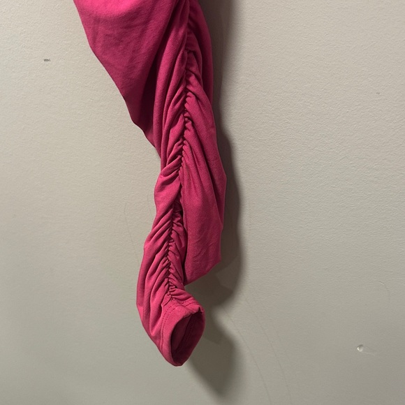 Oh Polly Fuchsia Ruched Crop Top - Picture 10 of 10